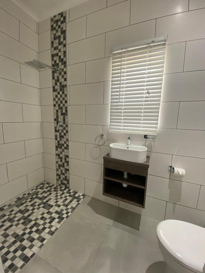 Adventure Apartment - Colchester - 5Km From Elephant Park Dış mekan fotoğraf